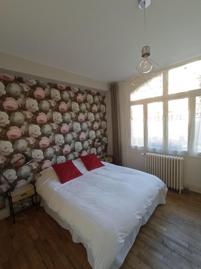 Apartamento Au Pied Du Beffroi Arras Exterior foto
