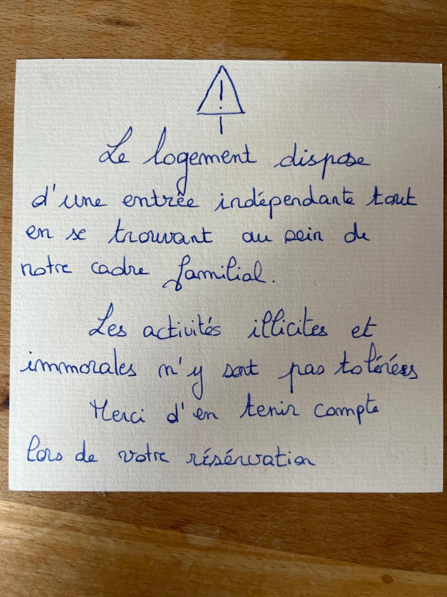 Apartamento Au Pied Du Beffroi Arras Exterior foto
