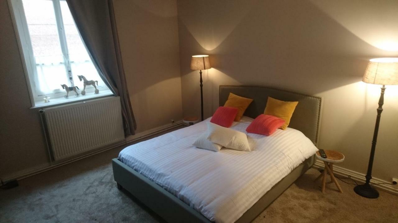 Apartamento Au Pied Du Beffroi Arras Exterior foto